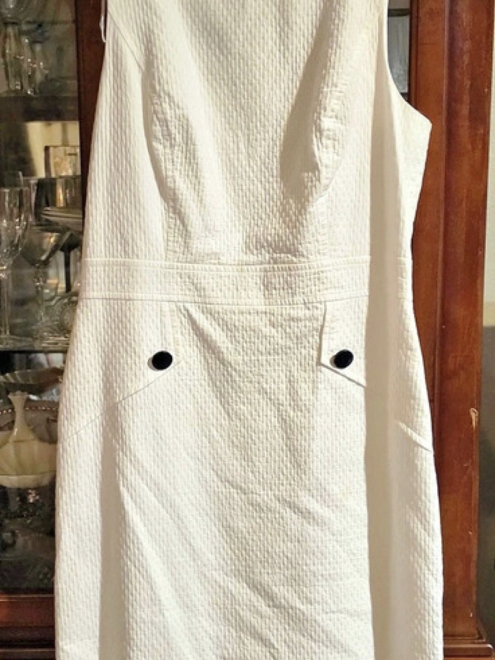 Donna Morgan Sleeveless Mini Dress in White Size 14 Like New